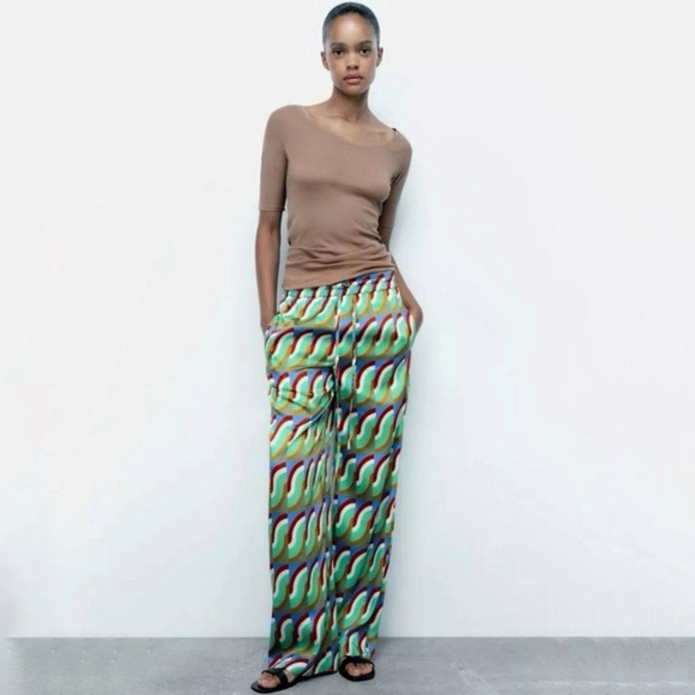 Zara Green Geometric Print Satin Wide Leg Trousers Size Small